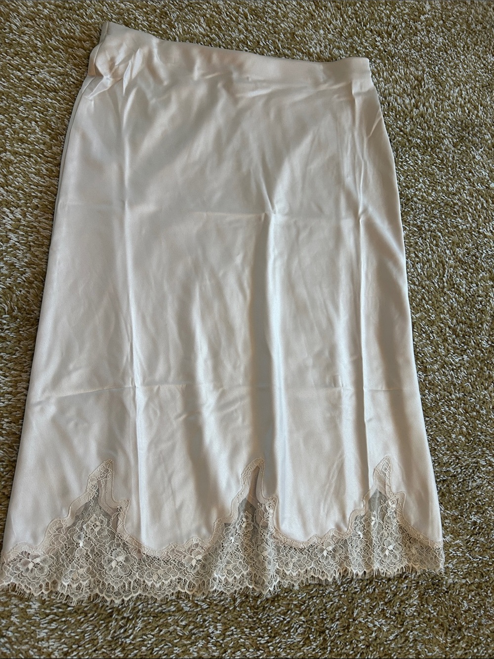 Midi Lace-Hem Cream Skirt